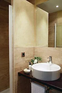 Apart. In Barcelona Damas Hotel